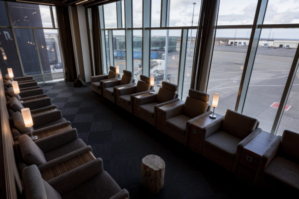 Ljós fyrir Saga Lounge, Icelandair verkefnið